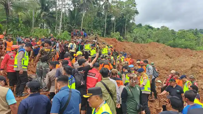 20251114_longsor-majenang-cilacap